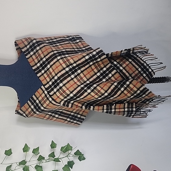 Vintage Made In Scotland Nova Check Wool Scarf with Fringe - Picture 3 of 4